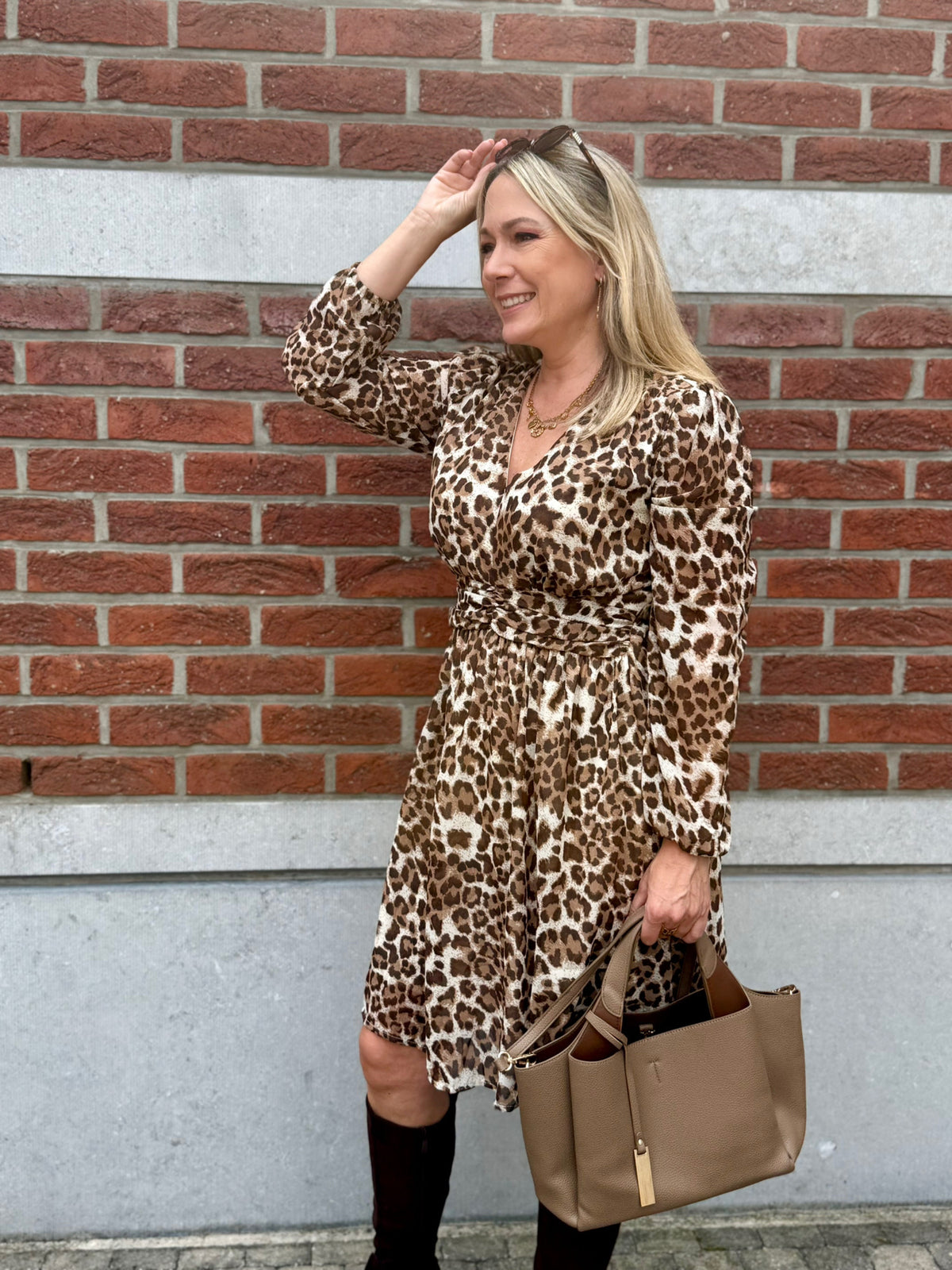 Robe courte léopard