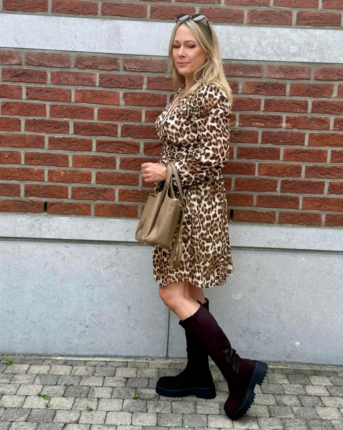 Robe courte léopard